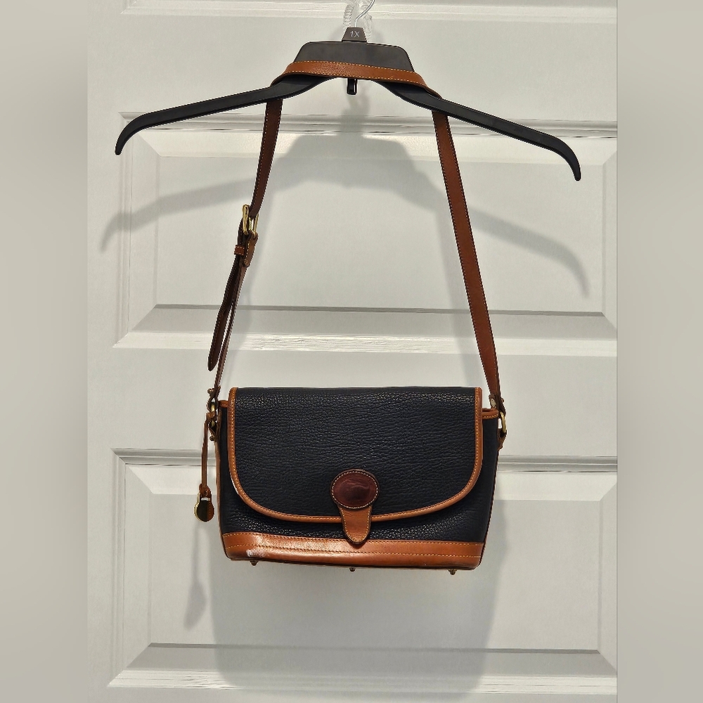 Vtg Dooney & Bourke All Weather Leather Bag + Wallet | GUC